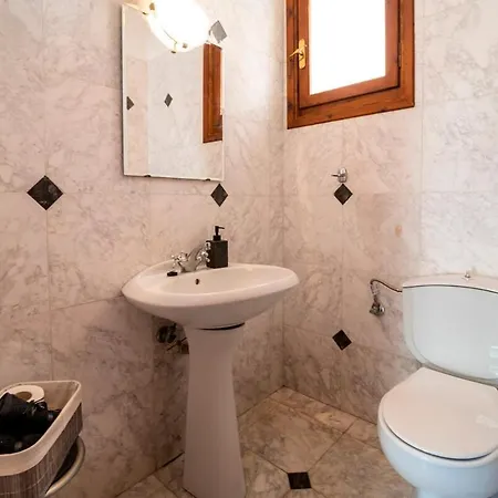 Panagiota, Pefkos Willa Pefki