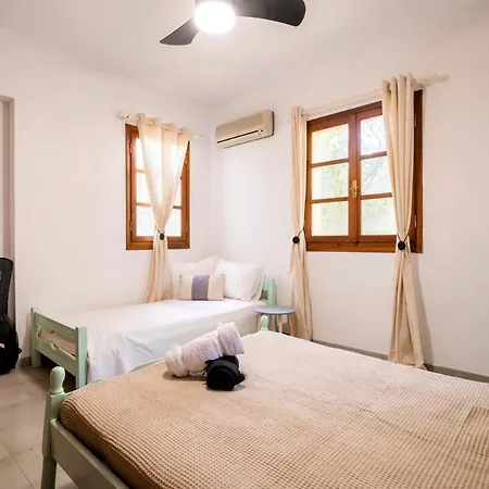 Vila Panagiota, Pefkos Pefki