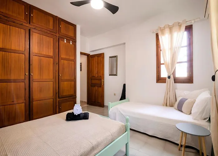 Panagiota, Pefkos Villa