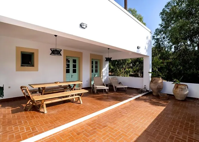 Panagiota, Pefkos * Pefki